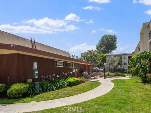 12200  Montecito  D104  Road, Seal Beach, CA