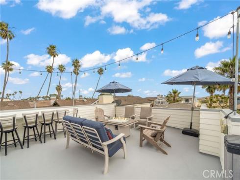 513  Ocean   Avenue, Seal Beach, CA