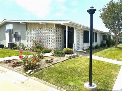 1502  Golden Rain Road, M2-46l  , Seal Beach, CA