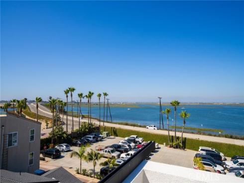 84  B Surfside Ave  , Seal Beach, CA