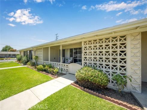 13280  St. Andrews  256E  Drive, Seal Beach, CA