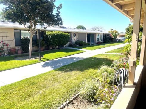 13601  Medinac  5 72i  Lane, Seal Beach, CA