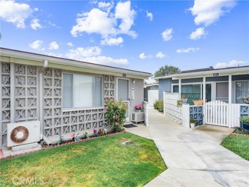 13860  Saint Andrews  59A  Drive, Seal Beach, CA