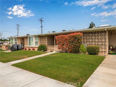 13260  St Andrews  255E  DriveM-10, Seal Beach, CA