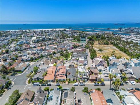 236  Electric   Avenue, Seal Beach, CA