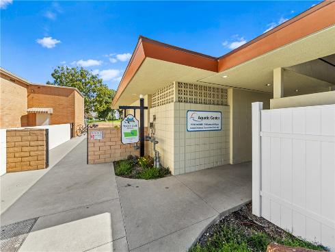 1542  Merion Way  35J , Seal Beach, CA