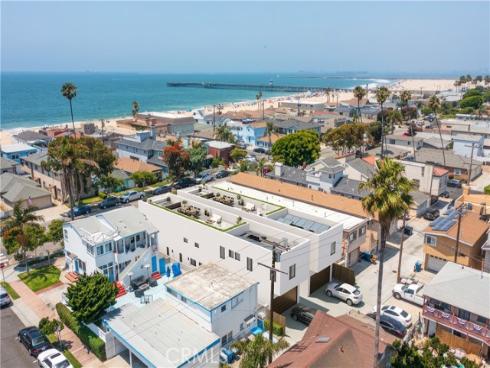 1313  Ocean   Avenue, Seal Beach, CA