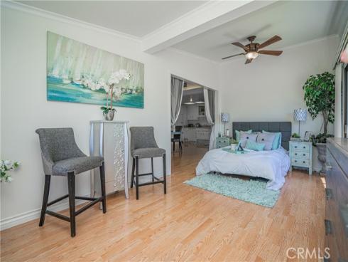 1401  Skokie  83A  Road, Seal Beach, CA