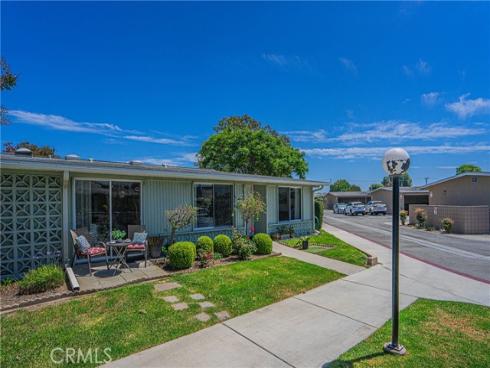 1401  Skokie  83A  Road, Seal Beach, CA