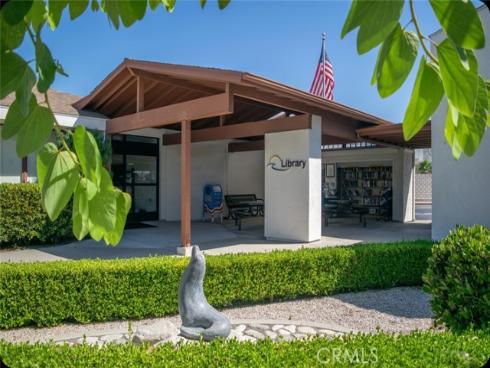 1401  Skokie  83A  Road, Seal Beach, CA