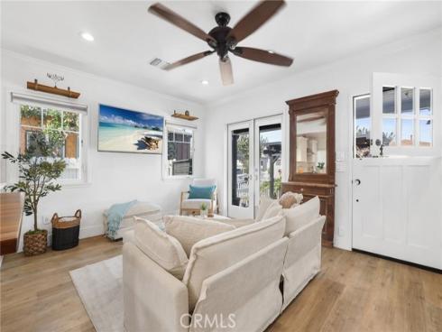 324  14th   Street, Seal Beach, CA