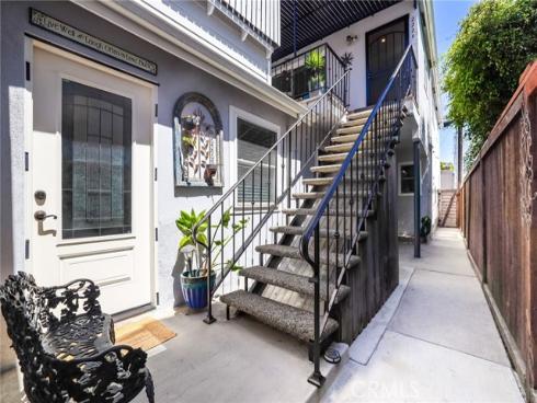 222  8th   Street, Seal Beach, CA