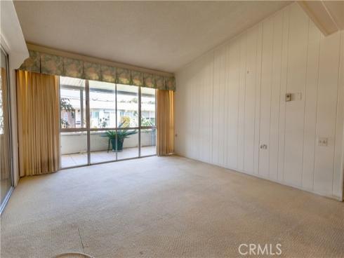 1603  Merion  M2-42G  Way, Seal Beach, CA