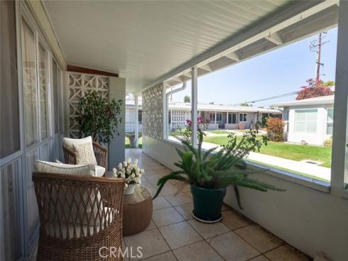 1603  Merion  M2-42G  Way, Seal Beach, CA