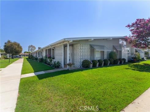 1603  Merion  M2-42G  Way, Seal Beach, CA