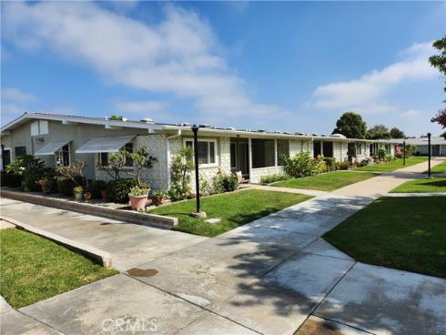 1562  Merion Way  36 F , Seal Beach, CA