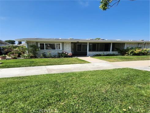 1562  Merion Way  36 F , Seal Beach, CA