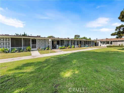 13741  Annandale  20D  DriveM-1, Seal Beach, CA