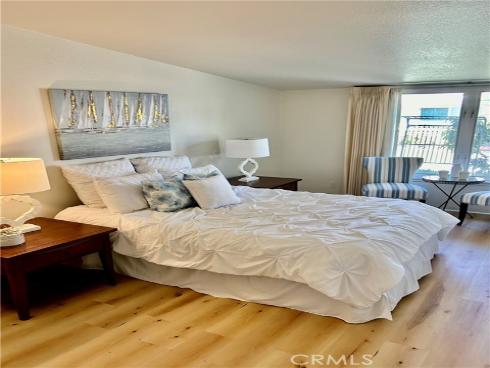 1740  Sunningdale Rd., M14-16j  , Seal Beach, CA