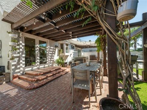 400  Coastline   Drive, Seal Beach, CA