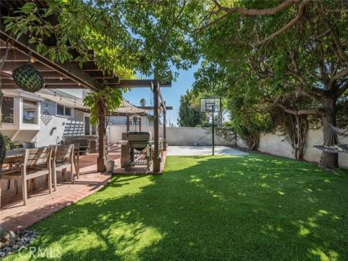 400  Coastline   Drive, Seal Beach, CA