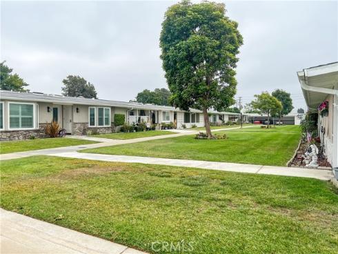 1533  Merion Way, M2-26d  , Seal Beach, CA