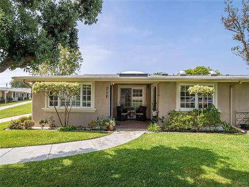 1570  Glenview 71f M-12  , Seal Beach, CA