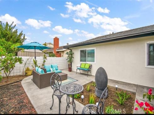 285  Harvard   Lane, Seal Beach, CA