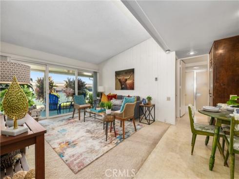 13600  Cedarcrest  111A  M-5, Seal Beach, CA