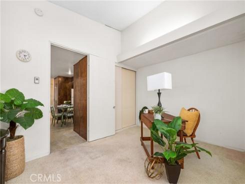 13600  Cedarcrest  111A  M-5, Seal Beach, CA