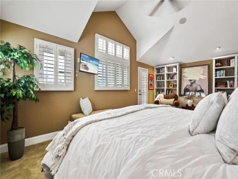 212  2nd   Street, Seal Beach, CA