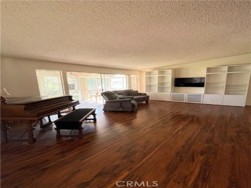 13342  Del Monte  M15-5L , Seal Beach, CA