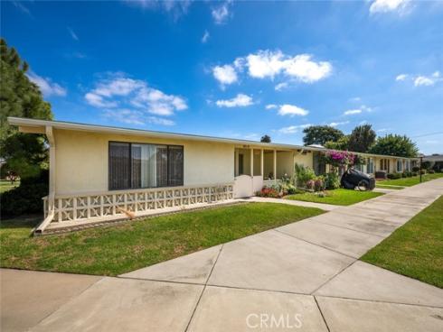 1440  Skokie  89F  RoadM-4, Seal Beach, CA