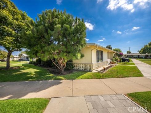 1440  Skokie  89F  RoadM-4, Seal Beach, CA