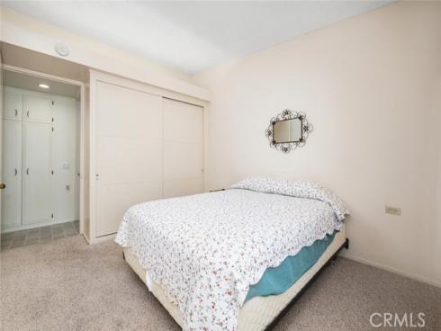 1440  Skokie  89F  RoadM-4, Seal Beach, CA