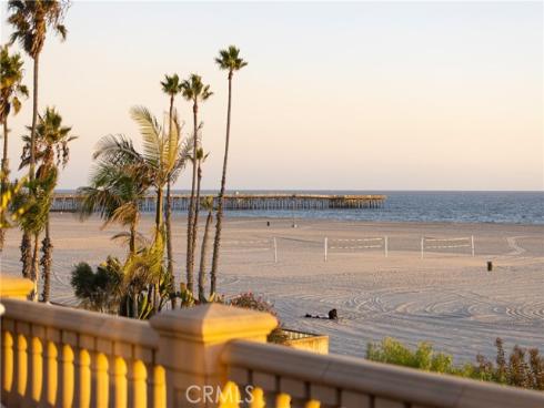 308  Ocean   Avenue, Seal Beach, CA