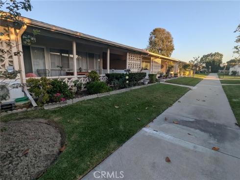 1460  Pelham  M5-106E  Road, Seal Beach, CA