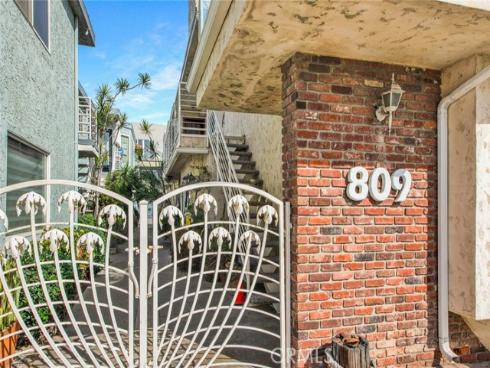 809  Ocean Ave.  3 , Seal Beach, CA