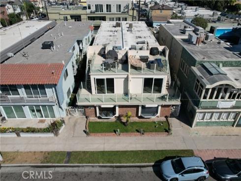 809  Ocean Ave.  3 , Seal Beach, CA