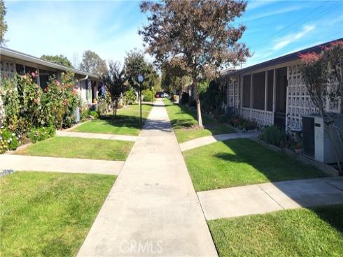 1641  Interlachen  M11 263-I  Road, Seal Beach, CA