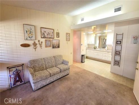 1641  Interlachen  M11 263-I  Road, Seal Beach, CA