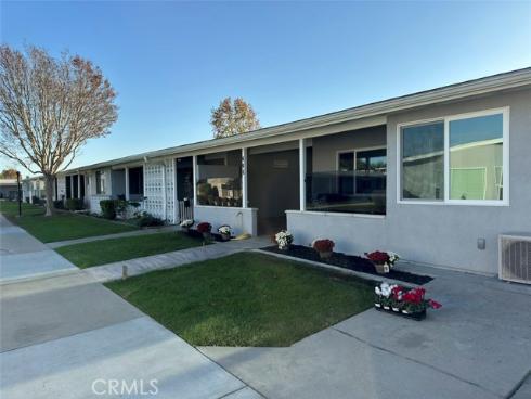 1562  Golden Rain Road #44h  , Seal Beach, CA