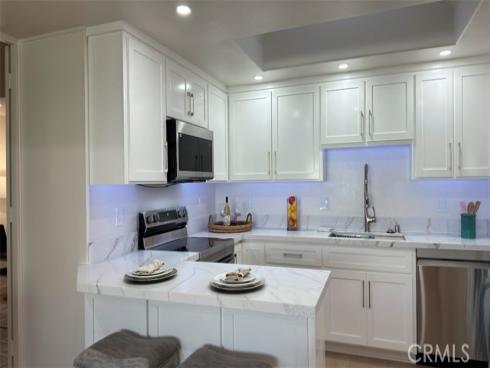 1562  Golden Rain Road #44h  , Seal Beach, CA