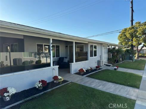 1562  Golden Rain Road #44h  , Seal Beach, CA