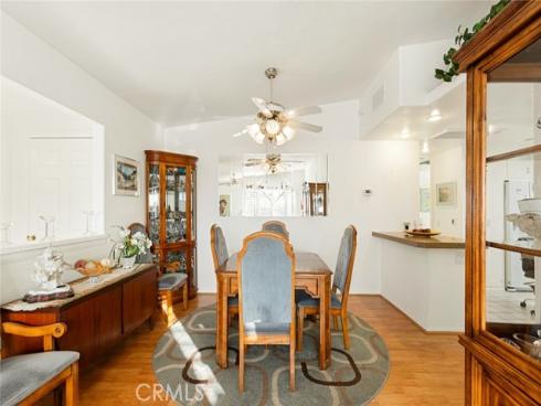 1381  Monterey  62G  Road, Seal Beach, CA