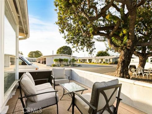 1381  Monterey  62G  Road, Seal Beach, CA