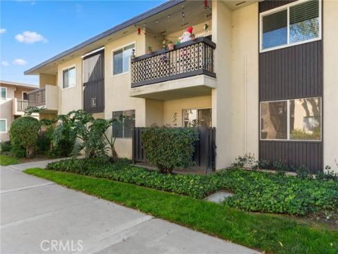 12200  Montecito  L107  Road, Seal Beach, CA