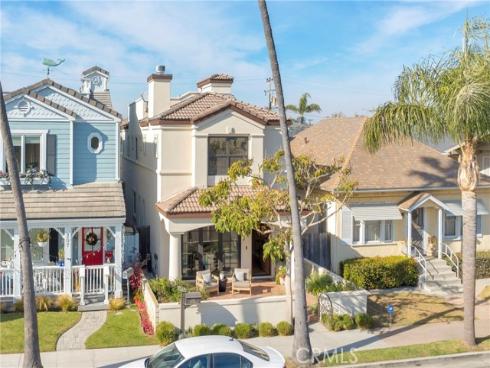 209 6th Street, Seal Beach, CA