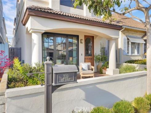 209 6th Street, Seal Beach, CA