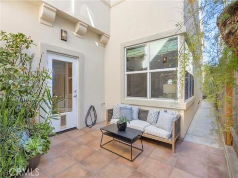 209 6th Street, Seal Beach, CA